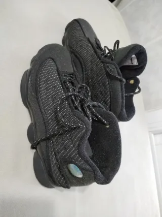 Botines Jordan Talla 39 Negros/Grises