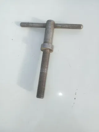 Maneta prisionero M10 x 100mm