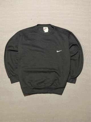 Sudadera Nike Negra Swoosh Streetwear
