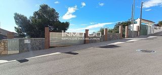 Terreno en venta en Eixample Residencial en Roda de Barà