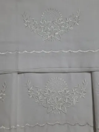 Juego sábanas blanco bordado