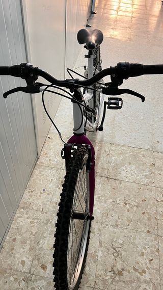 Bicicleta Decathlon Hardtail Blanca/Rosa