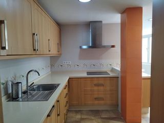 Piso en venta en Parque Mediterráneo - Santa Paula en Málaga