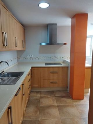 Piso en venta en Parque Mediterráneo - Santa Paula en Málaga