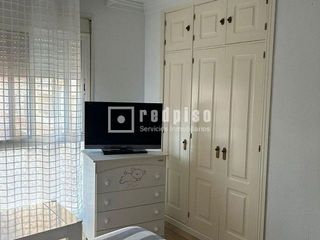 Piso en alquiler en Teatinos en Málaga