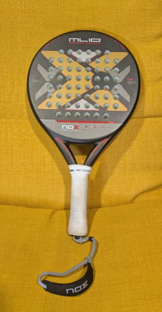 Pala de pádel Nox ML10 Pro Cup Rough surface 2025