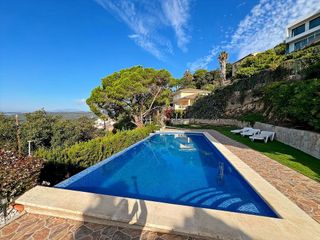 Chalet en venta en Roca Grossa - Serra Brava en Lloret de Mar