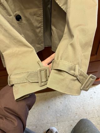 Gabardina corta Zara Beige