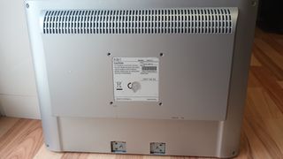 TV 17" 4:3 LCD AIRIS MW147 (sin audio)