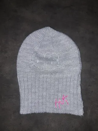 Gorro de lana gris Hello Kitty