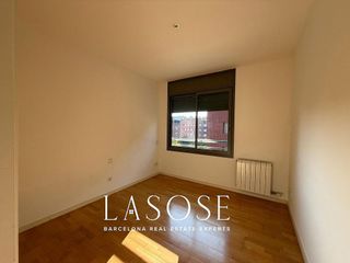 Piso en alquiler en Les Tres Torres en Barcelona