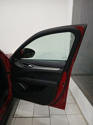 ALFA ROMEO STELVIO 2.2 JTD 210 CV EXECUTIVE Q4