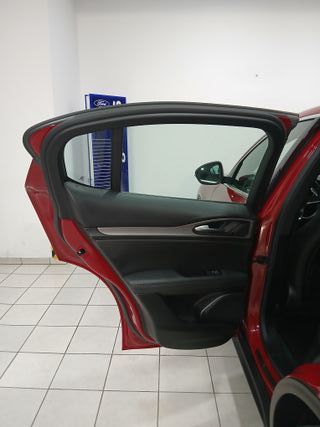 ALFA ROMEO STELVIO 2.2 JTD 210 CV EXECUTIVE Q4