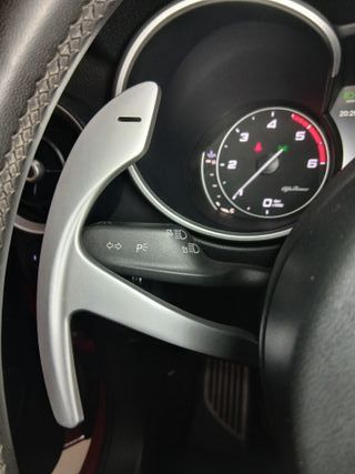 ALFA ROMEO STELVIO 2.2 JTD 210 CV EXECUTIVE Q4