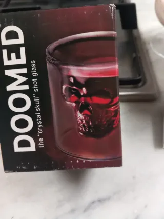 2 Bicchierini Teschio Vetro Rosso Trasparente