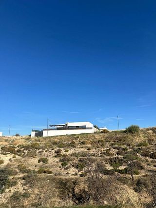 Terreno en venta en Zubia (La)