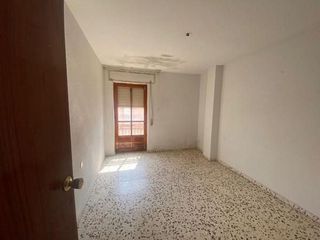 Piso en venta en Baza