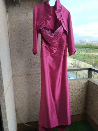 Vestido fiesta rosa con chaqueta