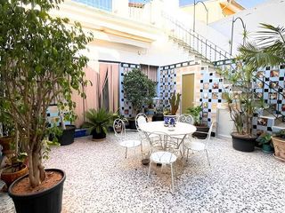 Chalet en venta en Zona Concordia en Burjassot