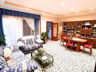 Chalet en venta en Zona Concordia en Burjassot