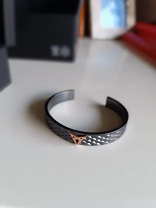 Brazalete Cupra Talla L/XL Negra