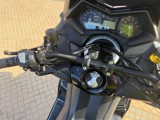 Yamaha T-Max 530 con extras