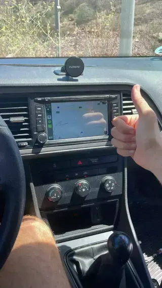 ✅ Radio Seat LEON 3