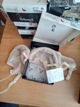 Lote  14 Sujetadores Selmark Gama alta