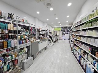 Local comercial en venta en Sant Andreu de Palomar en Barcelona