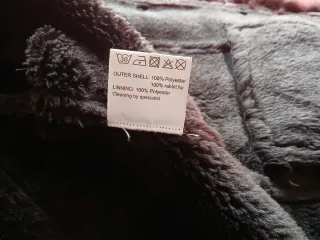 Chaqueta de señora en piel marrón