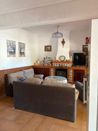 Chalet en venta en Carmona