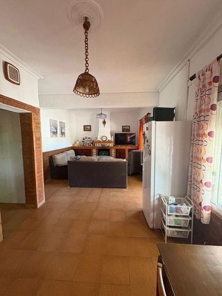 Chalet en venta en Carmona