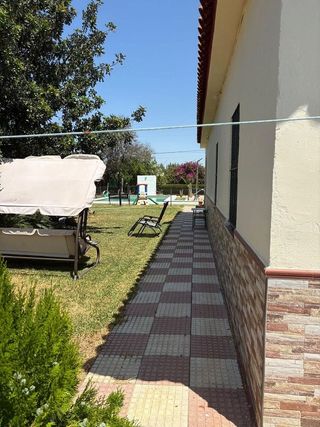 Chalet en venta en Carmona
