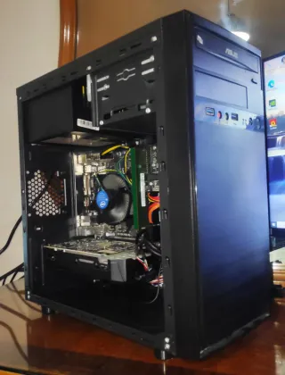 PC I5 7400, 16GB, GTX 1050TI 4GB.
