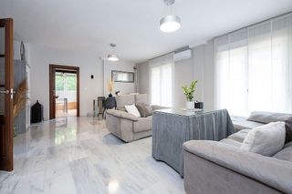 Chalet en venta en Zubia (La)