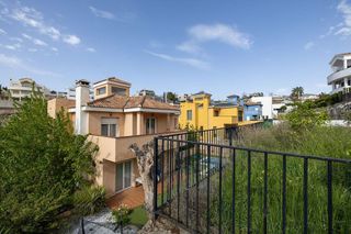 Chalet en venta en Zubia (La)