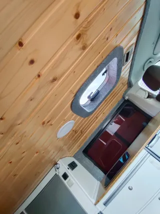 Volkswagen Caravelle 2016