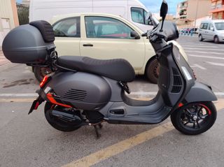 Vespa GTS 125