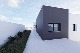 Chalet en venta en Zubia (La)