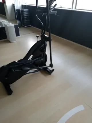 24 unidades Elíptica de caminar negra