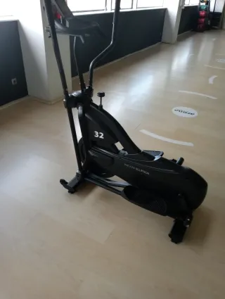 24 unidades Elíptica de caminar negra