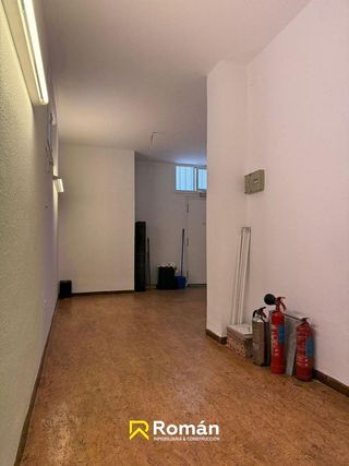 Local comercial en venta en Barañain