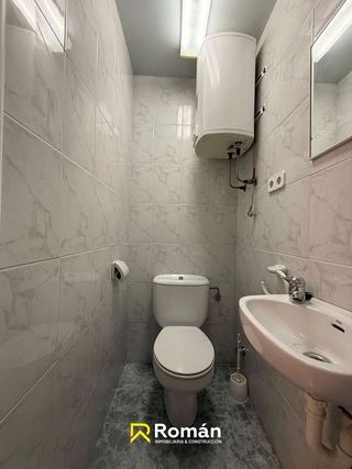 Local comercial en venta en Barañain