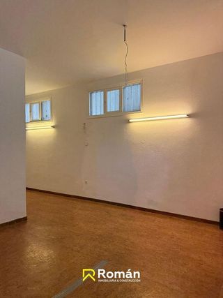 Local comercial en venta en Barañain