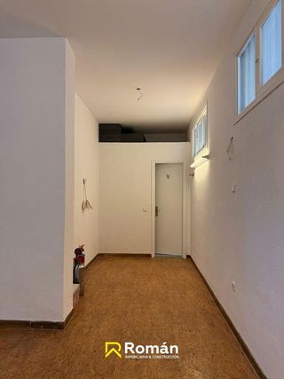 Local comercial en venta en Barañain