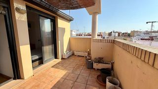 Ático en alquiler en Zona Campus Universitario en Burjassot