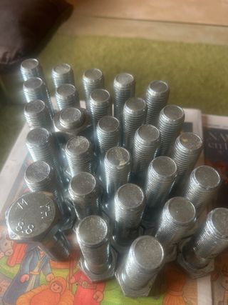 28 Tornillos 24x90 8.8