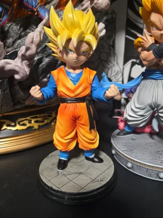 Figura de Resina goten