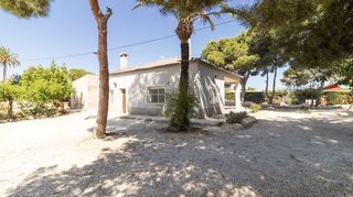 Chalet en venta en Jubalcoi en Elche