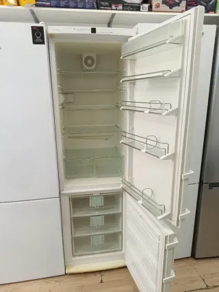 Nevera Liebherr con garantía y transporte